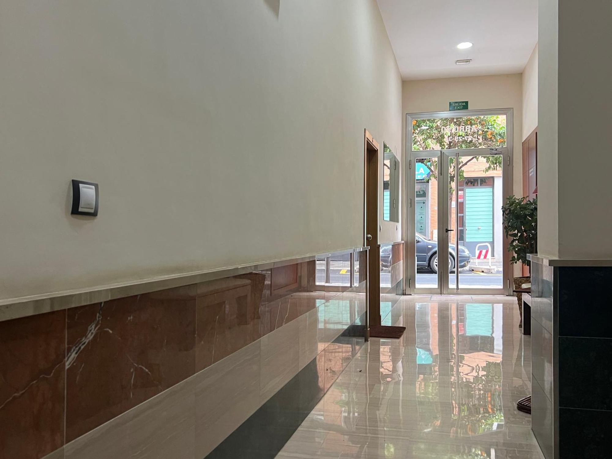Studio City Center - Aloha Sevilla Exterior photo